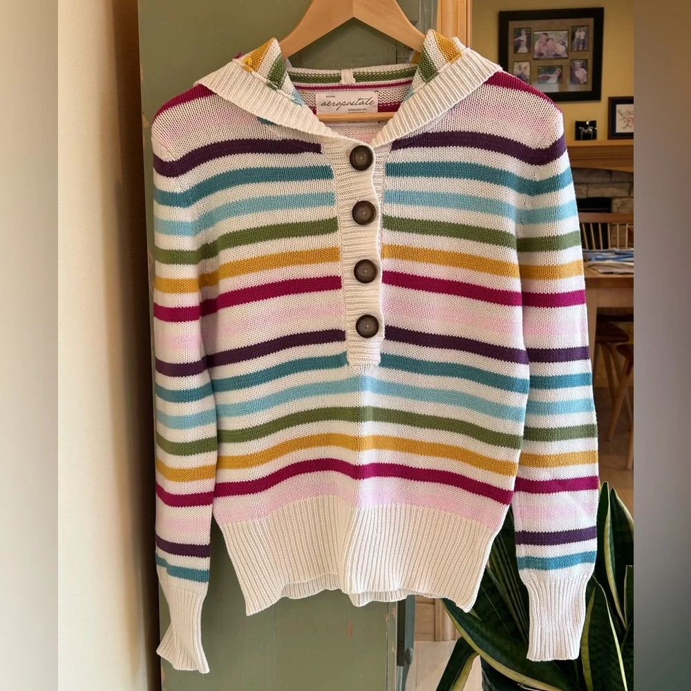 Aeropostale Women’s Hoodie Sweater Cream w/ Multicolor Rainbow Stripes Sz Large